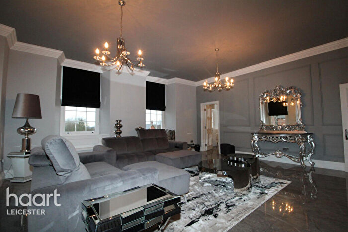 2 Bedroom Apartment To Rent In Church Hill, Leicester, LE7