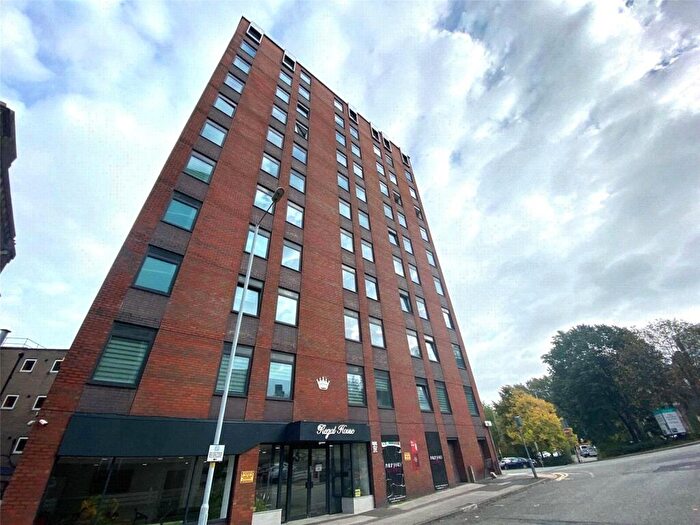Apartment To Rent In Regal House, Duke Street, Stockport, SK1