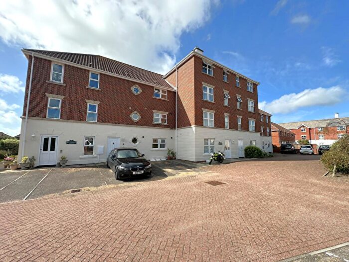 2 Bedroom Apartment To Rent In Salvador Close, Sovereign Harbour South, Eastbourne, East Sussex, BN23