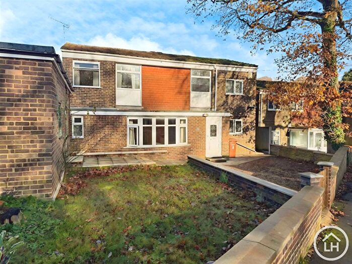 5 Bedroom Detached House For Sale In Old Castle Walk, Gillingham, ME8