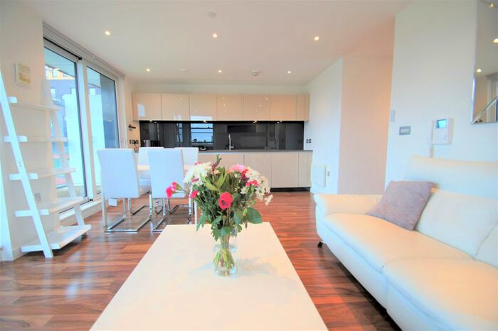 2 Bedroom Flat To Rent In Munday Street, Manchester M4