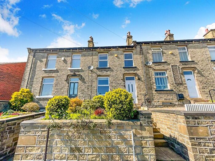 3 Bedroom Terraced House For Sale In Newsome Road South, Huddersfield, West Yorkshire, HD4