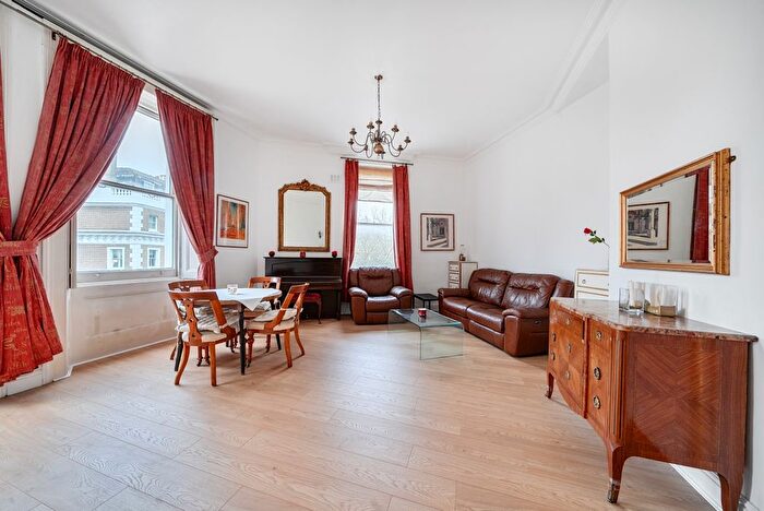 1 Bedroom Flat To Rent In Queen's Gate, London, SW7