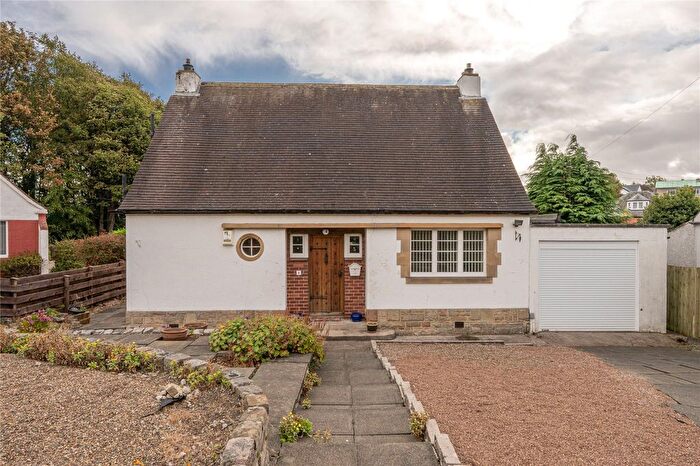 3 Bedroom Detached House For Sale In Craigleith Bank, Edinburgh, EH4