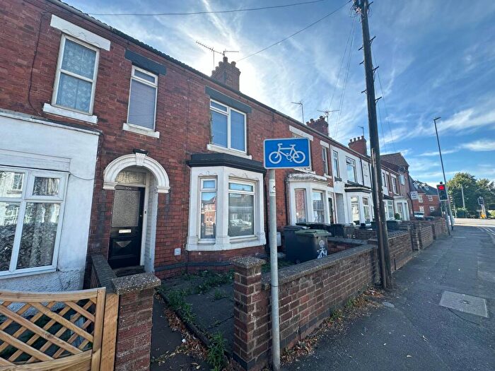 4 Bedroom House To Rent In Wellingborough Road, Rushden, NN10