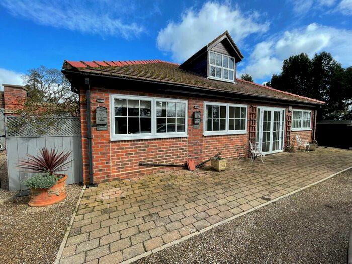 2 Bedroom Semi-Detached Bungalow To Rent In Carlbury Hall/ Piercebridge - Darlington, DL2