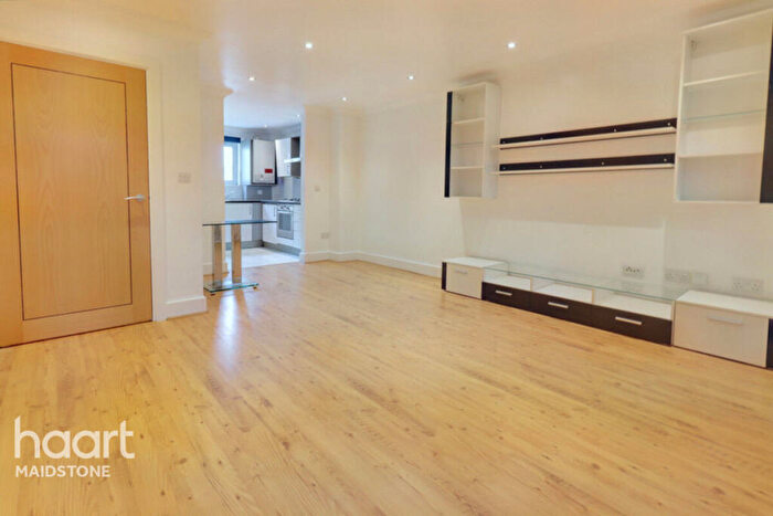1 Bedroom Apartment For Sale In Orchard Close, Orchard Street, Maidstone, ME15
