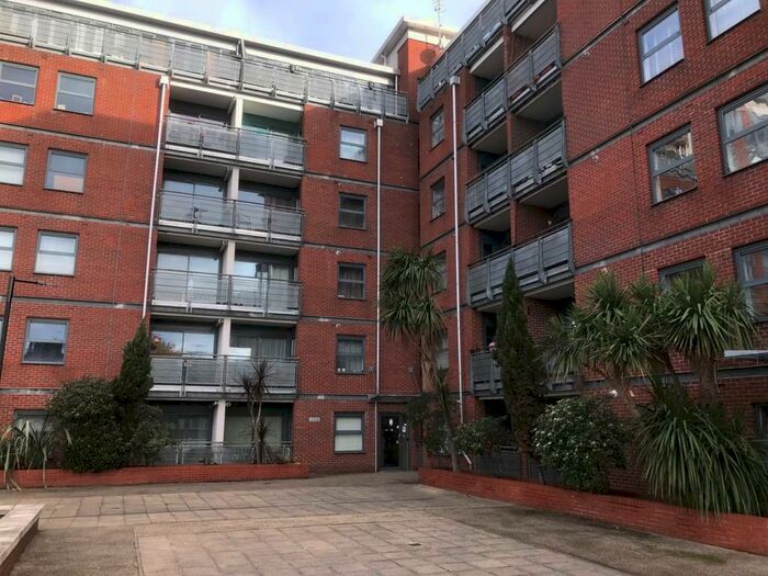 2 Bedroom Ground Flat To Rent In Berber Parade, London, London, SE18