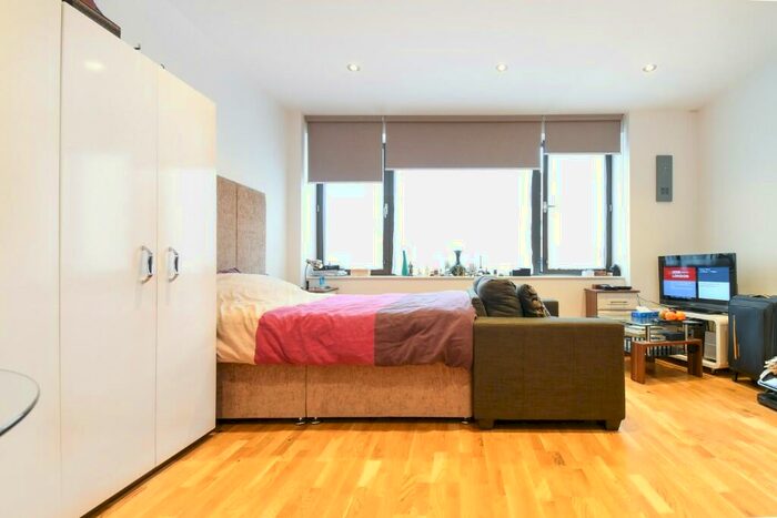 Studio To Rent In Peterborough Road, Harrow, Middlesex, HA1
