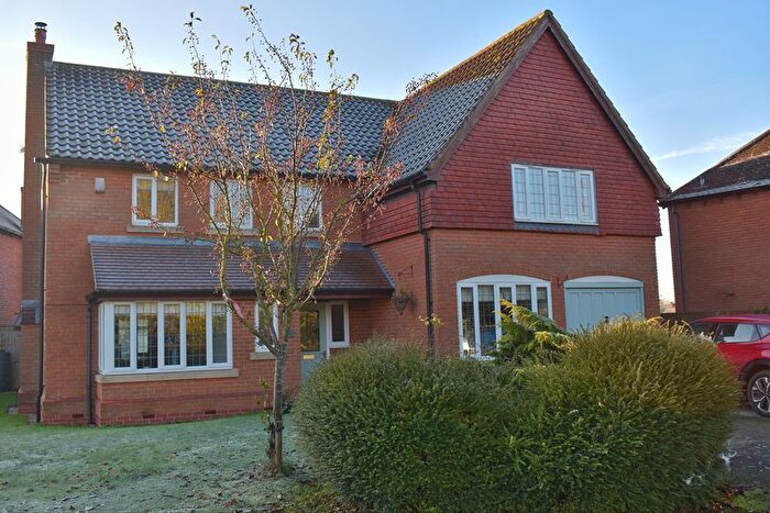 5 Bedroom Detached House For Sale In Manor House Drive, North Muskham, NG23