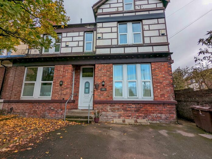 2 Bedroom Apartment To Rent In Kinross Road, Waterloo, L22