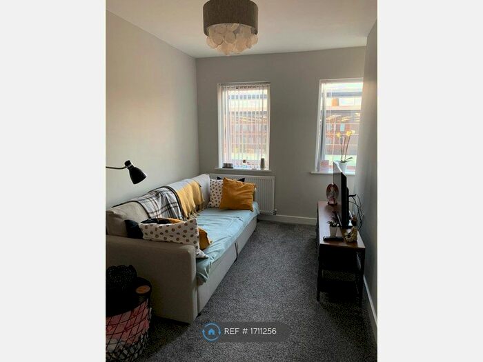 1 Bedroom Flat To Rent In Henry Court, Rotherham, S65