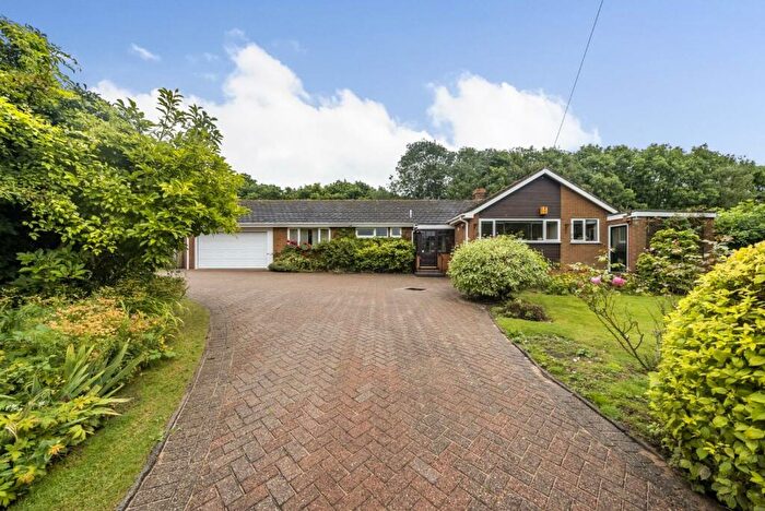 3 Bedroom Detached Bungalow For Sale In Orchard Grove, Astwood Bank, Redditch, B96