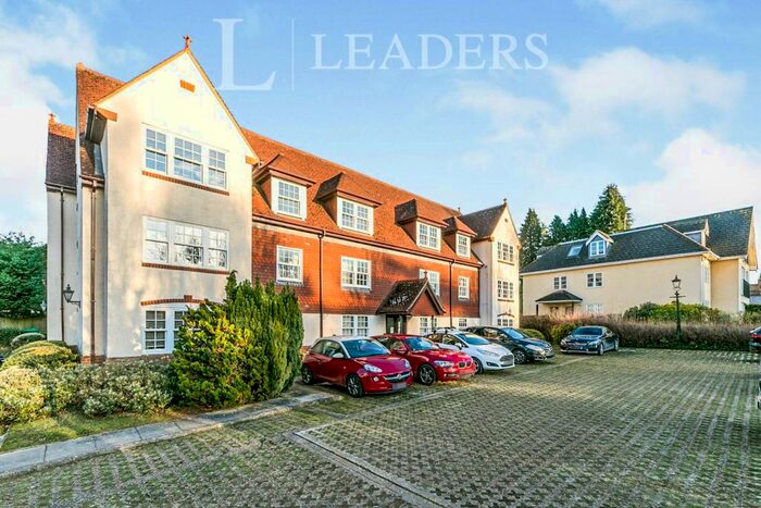 2 Bedroom Flat To Rent In Tormead Area, Guildford, GU1