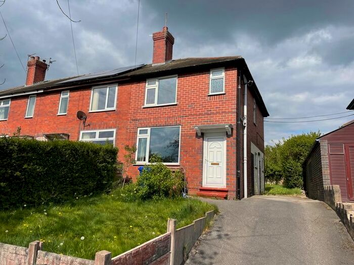 3 Bedroom Semi-Detached House To Rent In Broadway, Meir, Stoke-On-Trent, ST3