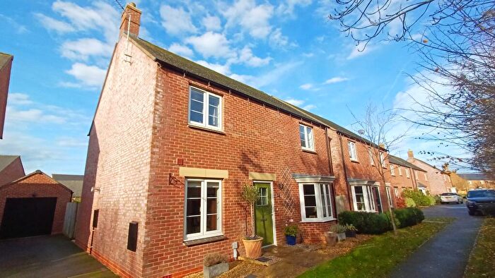 4 Bedroom Detached House For Sale In Goldings Road, Hook Norton, OX15