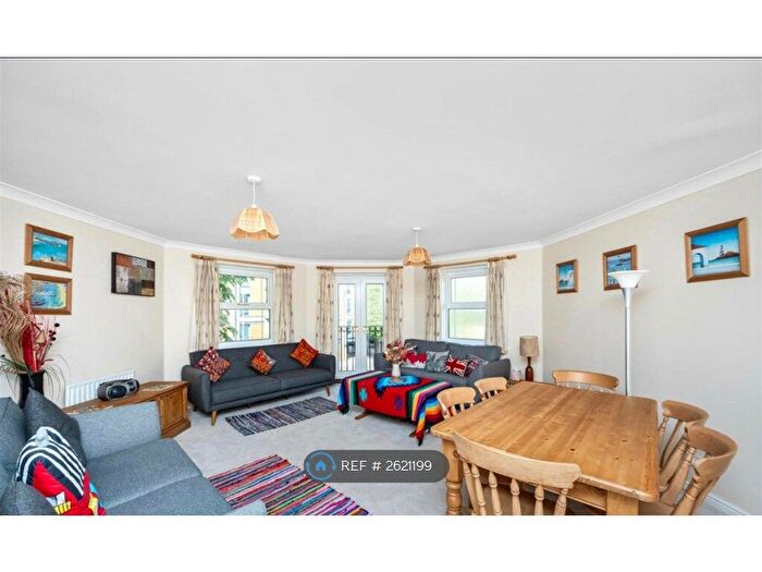 2 Bedroom Flat To Rent In Davidgor Road, Hove, BN3