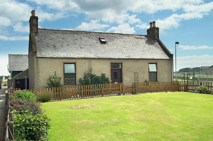 3 Bedroom Detached House To Rent In Stonehaven Recreation Grounds, Stonehaven, Aberdeenshire, AB39