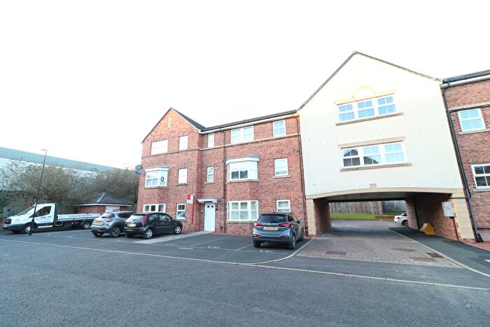 2 Bedroom Flat To Rent In Lakeside Gardens, Washington, NE38