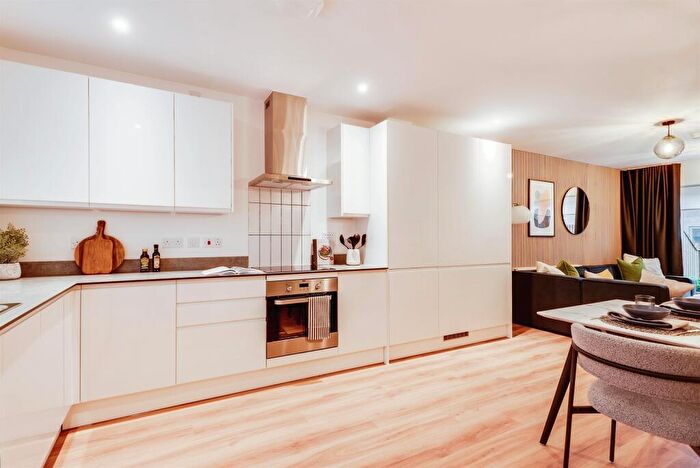 3 Bedroom Terraced House For Sale In Oakfield, Plot, Swindon, SN3