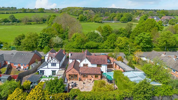 4 Bedroom Detached House For Sale In Rectory Road Old Arley Coventry, Warwickshire, CV7