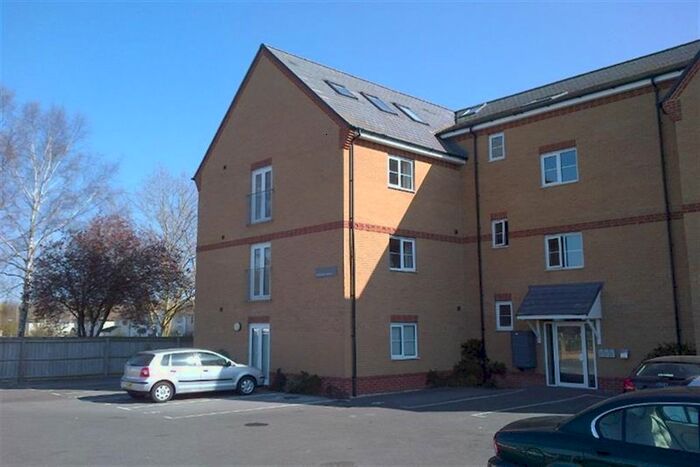 2 Bedroom Flat To Rent In Sutton Road, Headington, OX3
