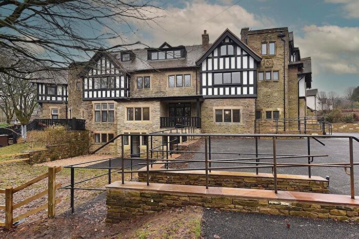 2 Bedroom Apartment For Sale In Temple Road, Buxton, SK17