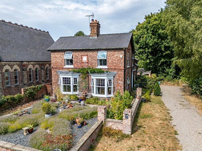 4 Bedroom Property For Sale In The Green, Upper Poppleton, York, YO26
