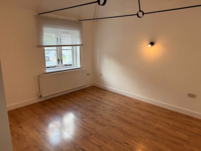 1 Bedroom Semi-Detached House To Rent In Station Road East, Canterbury, CT1