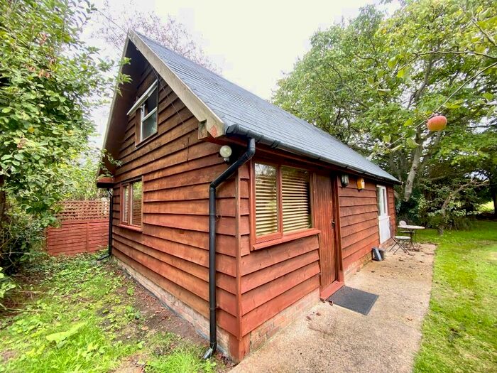 1 Bedroom Detached House To Rent In Burley Road, BH23