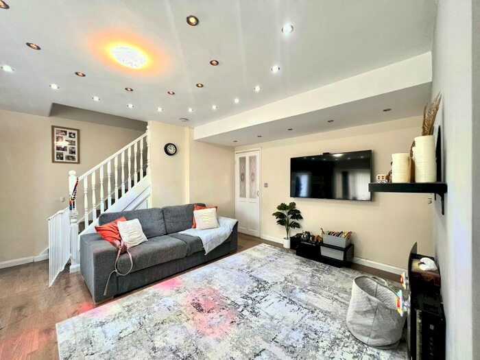 3 Bedroom Terraced House To Rent In Keats Way, West Drayton, UB7