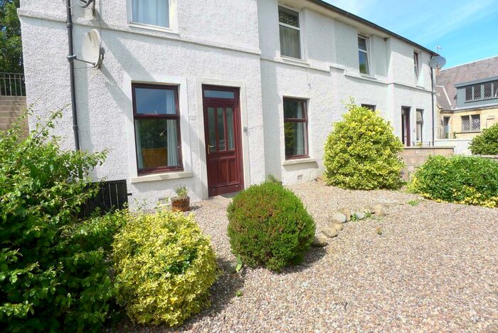 2 Bedroom Flat To Rent In Main Street, Guardbridge, KY16