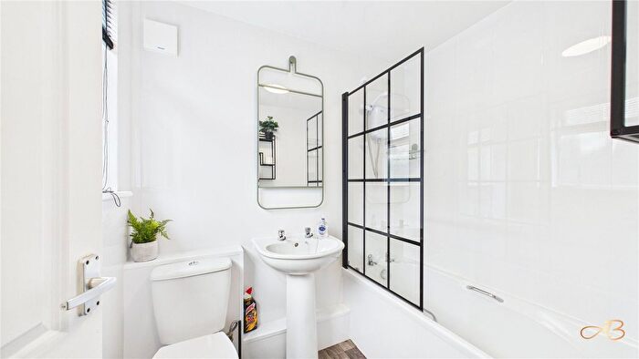 1 Bedroom Detached House To Rent In Portman Street, Middlesbrough, TS1