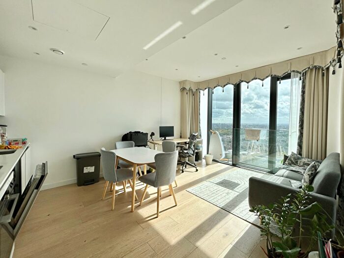 1 Bedroom Flat To Rent In Great Eastern Road, London, E15