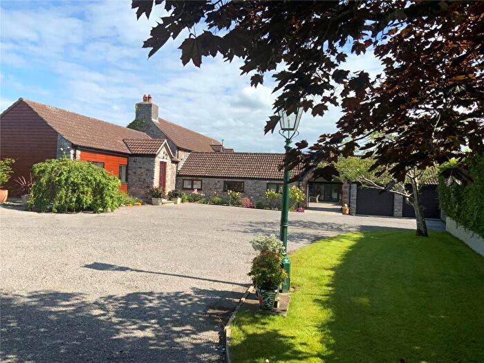 6 Bedroom Equestrian Facility For Sale In Claverham, Somerset, BS49