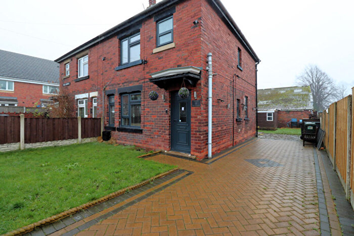 3 Bedroom Semi Detached House For Sale In The Grove, Cudworth Barnsley, S72