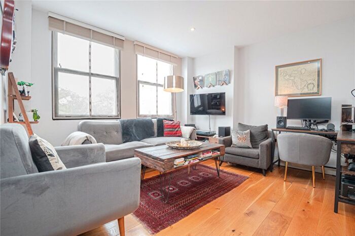 1 Bedroom Flat For Sale In London Road, Twickenham, TW1