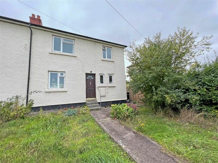 3 Bedroom End Of Terrace House For Sale In Summer Street, Stroud, GL5