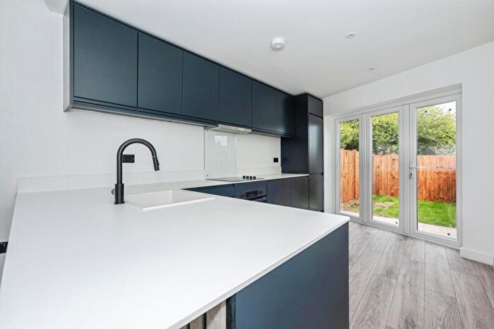 3 Bedroom House For Sale In Knowles Hill Crescent, London, SE13