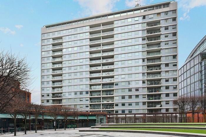 3 Bedroom Flat To Rent In Palace Street, London, SW1E