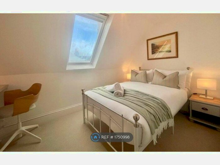 2 Bedroom Flat To Rent In Granville Road, Brighton, BN3