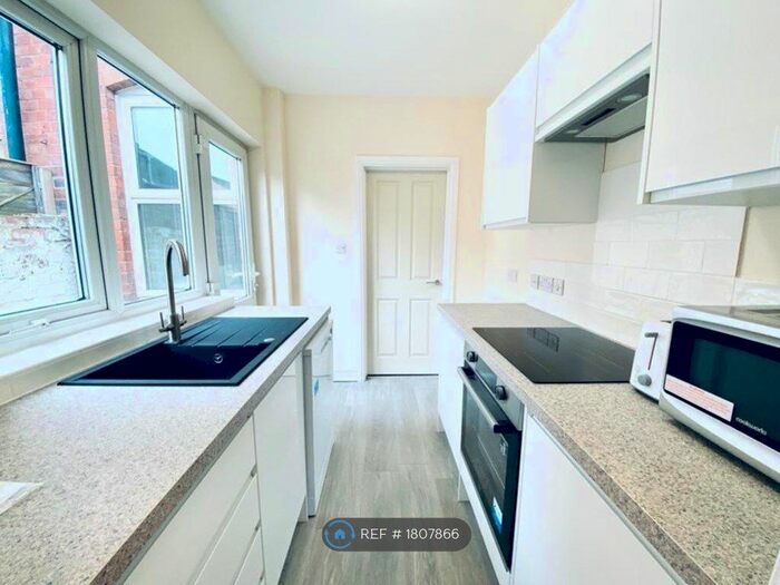 4 Bedroom Terraced House To Rent In Monks Road, Coventry, CV1