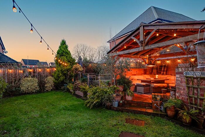 5 Bedroom Detached House For Sale In Green Howards Road, Saighton, CH3