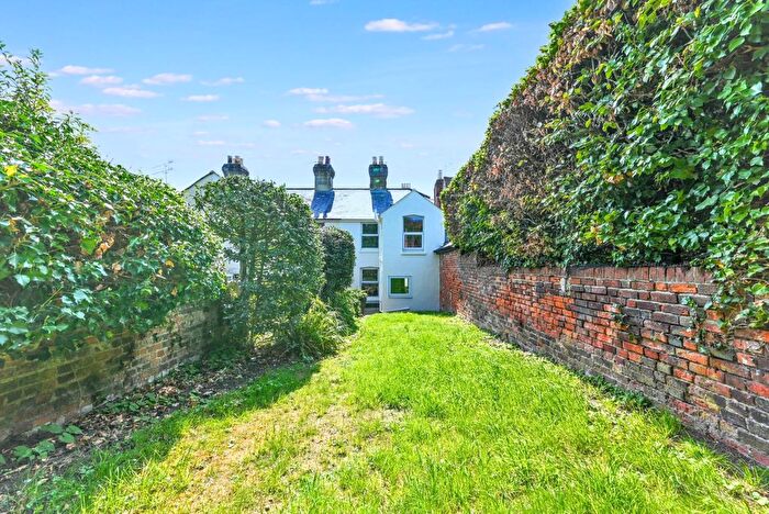 3 Bedroom Semi-Detached House For Sale In Whitstable Road, Canterbury, CT2