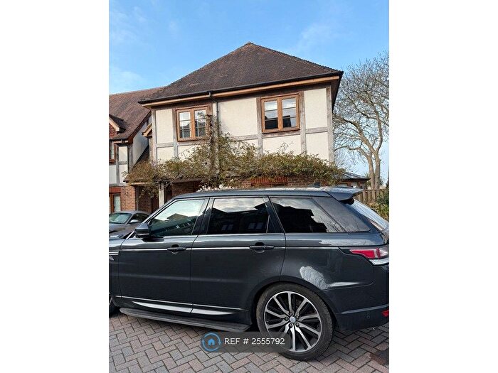 4 Bedroom Detached House To Rent In Coleman's Way, East Sussex, TN19