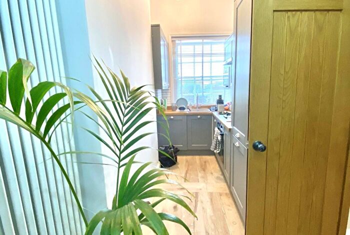 1 Bedroom Flat To Rent In Elgin Avenue, Maida Vale, London, W9