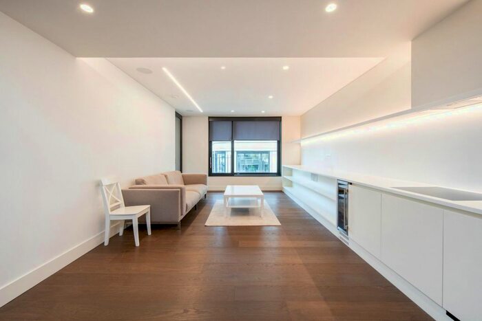 1 Bedroom Flat To Rent In Rathbone Place, Fitzrovia, W1T