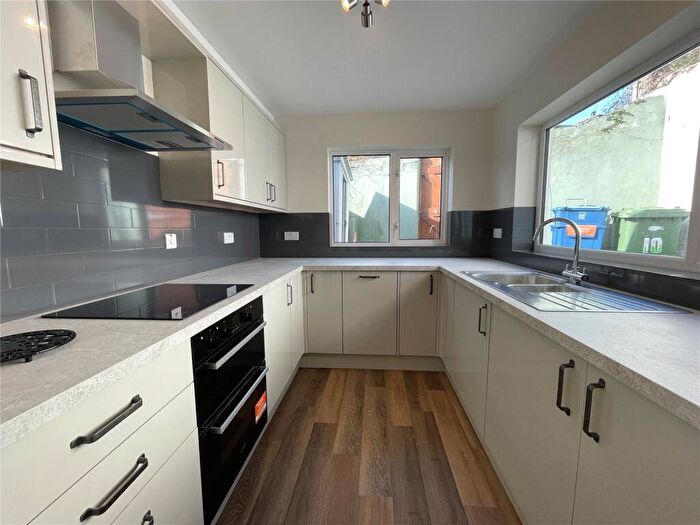 4 Bedroom Terraced House To Rent In Thomas Street, Caernarfon, Gwynedd, LL55
