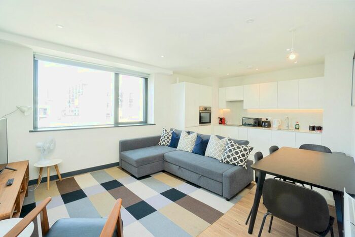 2 Bedroom Flat To Rent In Drury Lane, Liverpool, Merseyside, L2