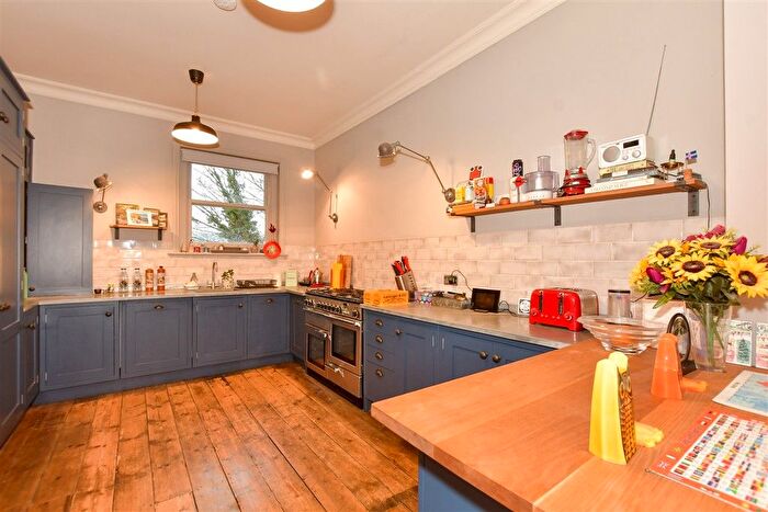6 Bedroom Terraced House For Sale In The Parade, Folkestone, Kent, CT20